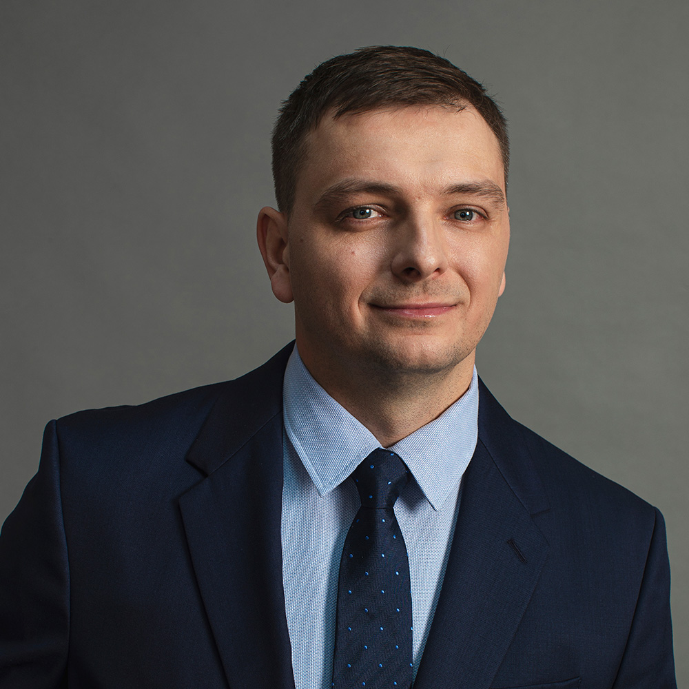 Tomasz Tabadziński - Commodity Brokerage House